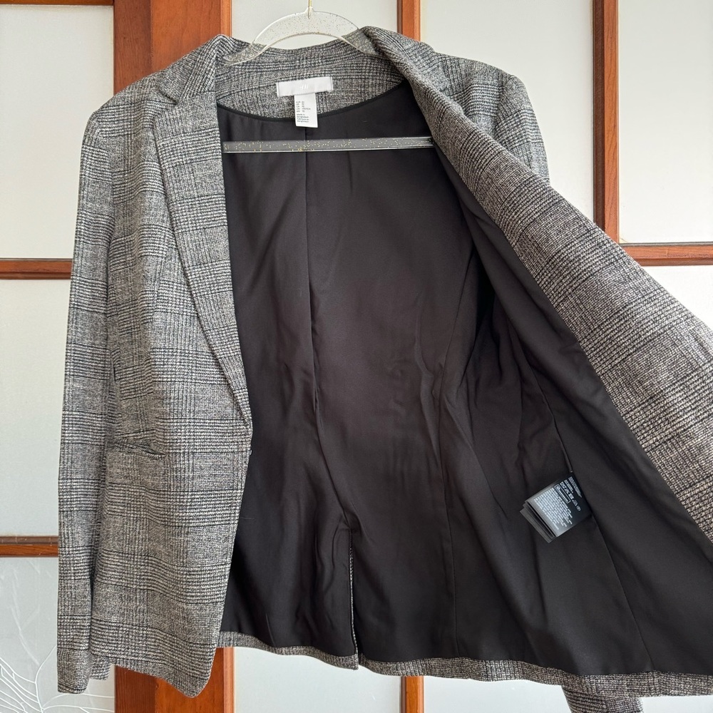 H&M BRAND NEW BLAZER, never worn, gray, office corporate, everyday, pockets - Picture 3 of 12